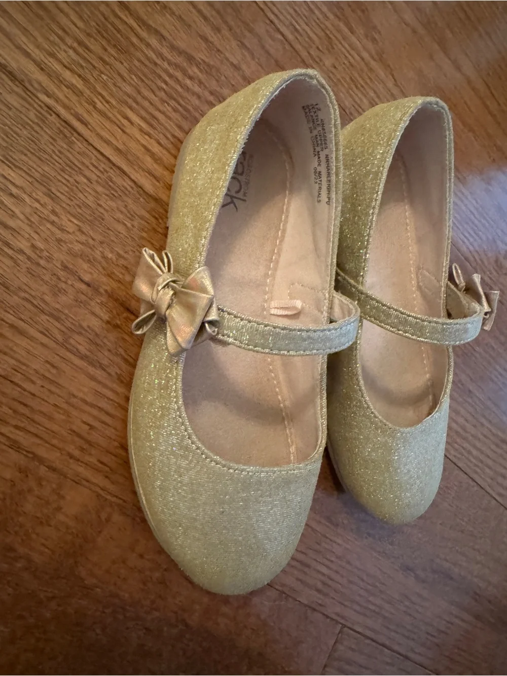 Girls' Gold Mary Jane Dress Shoes with Bow Accent; Nordstrom Rack